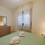 Sunflower Piano Terra By Interhome * Viareggio
