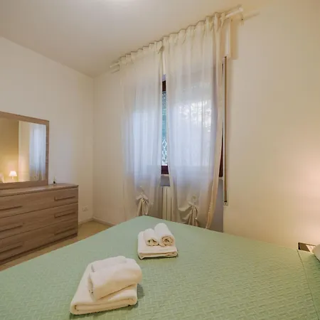 Sunflower Piano Terra By Interhome * Viareggio