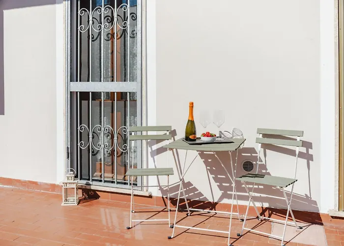 Sunflower Piano Terra By Interhome Апартаменти В'яреджо