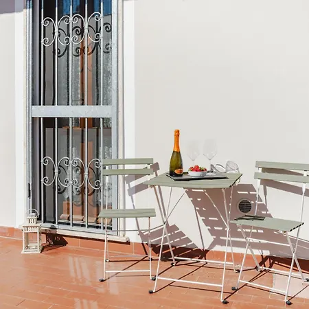 Sunflower Piano Terra By Interhome Lejlighed Viareggio